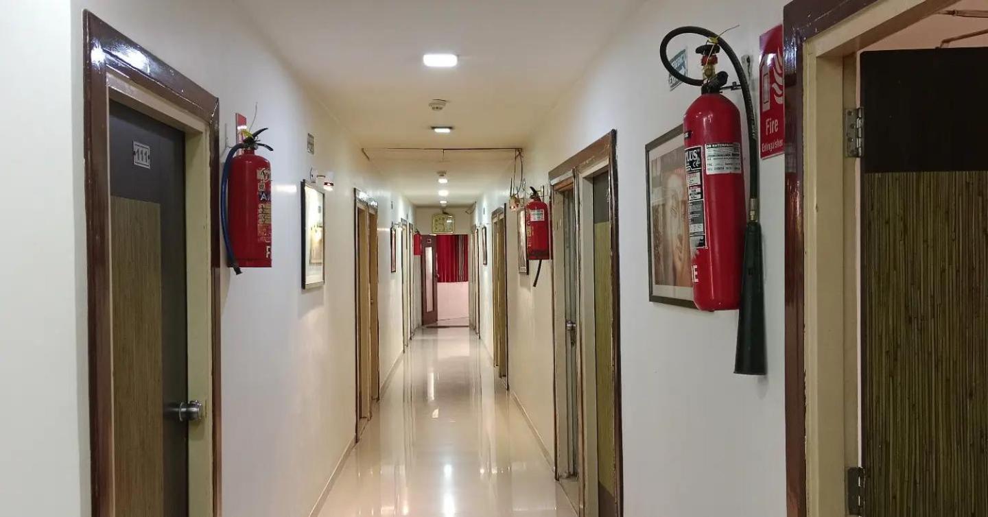 Hotel Royal Apple Ahmedabad Exterior foto